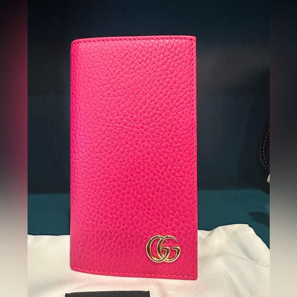 Gucci Accessories Gucci Phone Case New With Tags And Box Poshmark